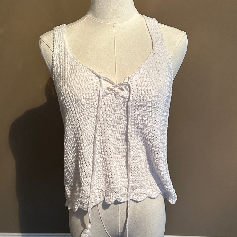 Old Navy White Knit Crochet Style Tank Top with Tie Front Size M